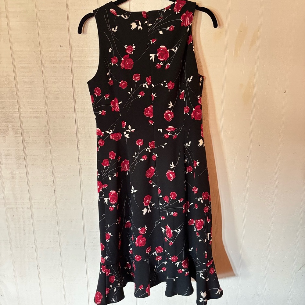 VINTAGE ROSE FLORAL‎ DRESS - Picture 2 of 5